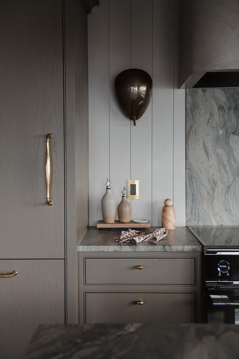 Clayndwhisk Dark Ceramic Oil Bottle