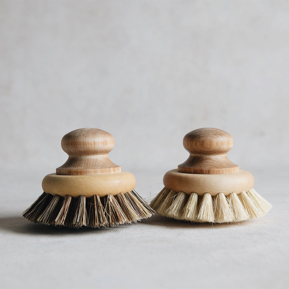 Clayndwhisk Pan Brush