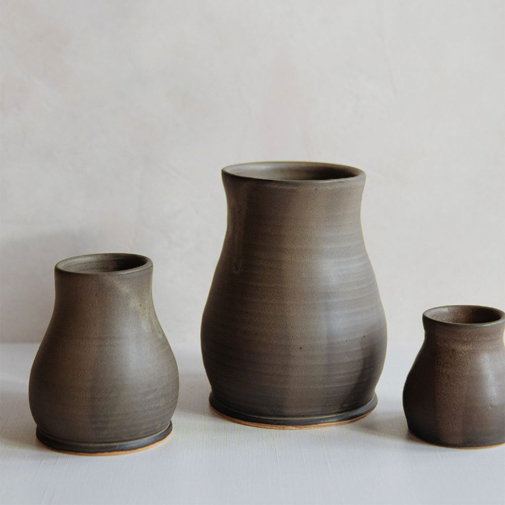 Clayndwhisk Mocha Vase