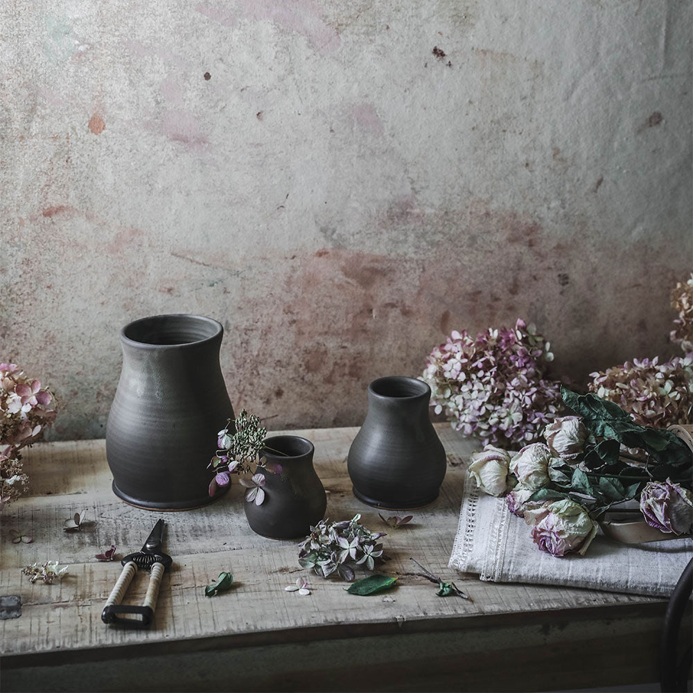 Clayndwhisk Mocha Vase