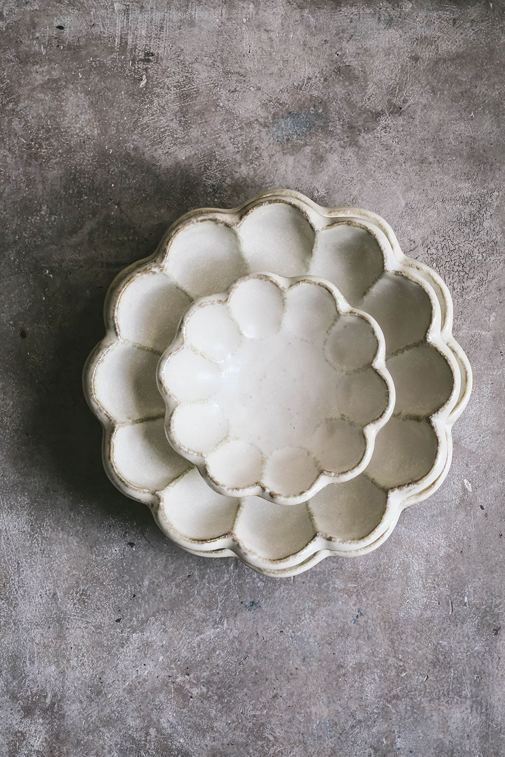Clayndwhisk Footed Petal Bowl