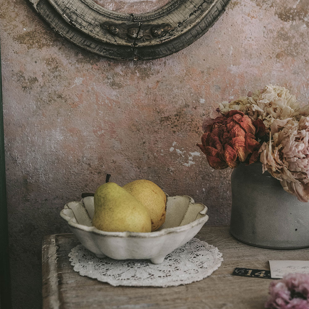 Clayndwhisk Footed Petal Bowl