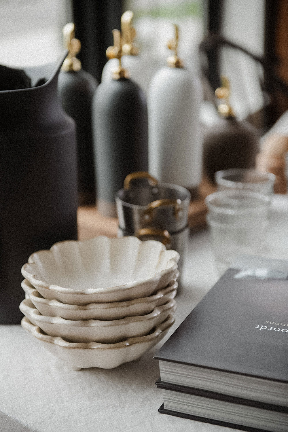 Clayndwhisk Footed Petal Bowl