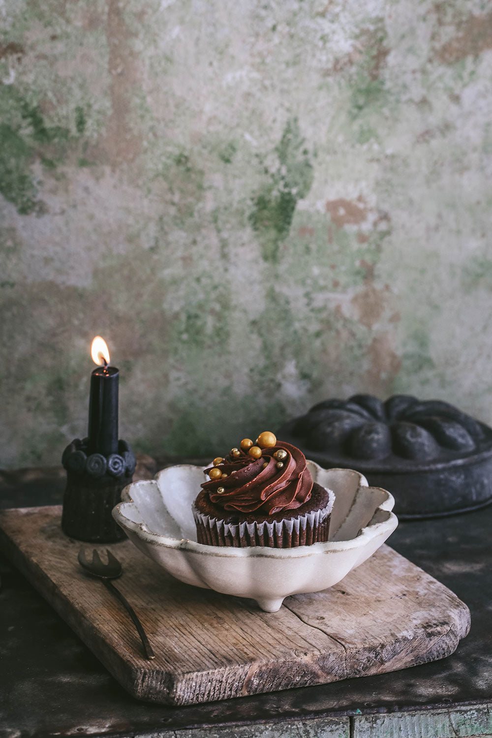 Clayndwhisk Footed Petal Bowl