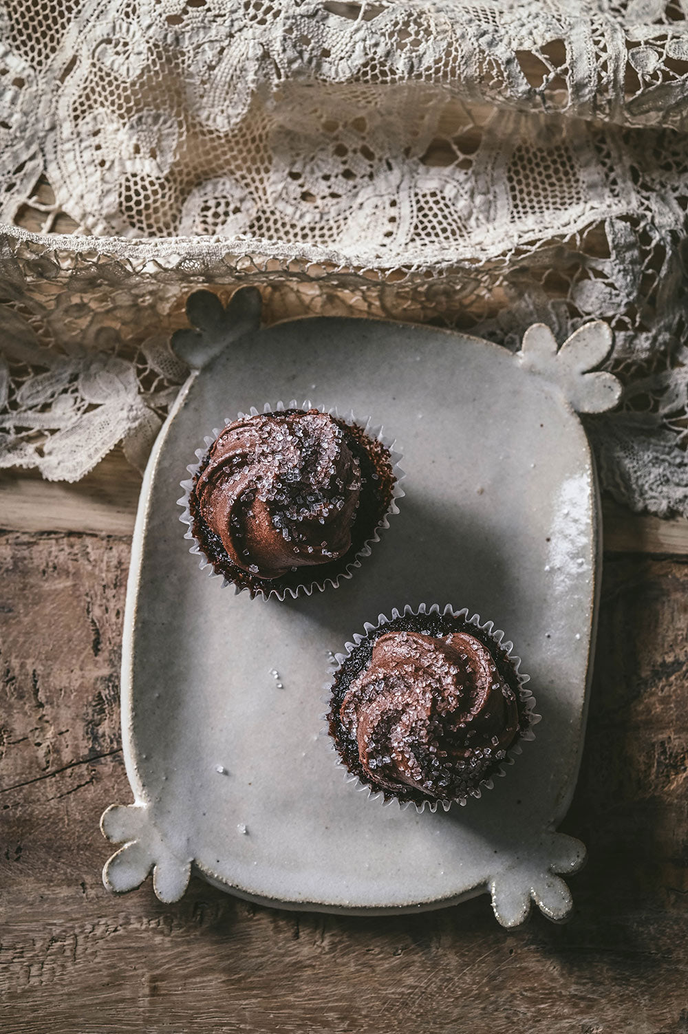 Clayndwhisk Small Petal Edge Tray