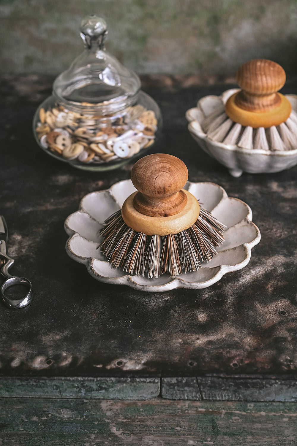 Clayndwhisk Small Ceramic Petal Plate