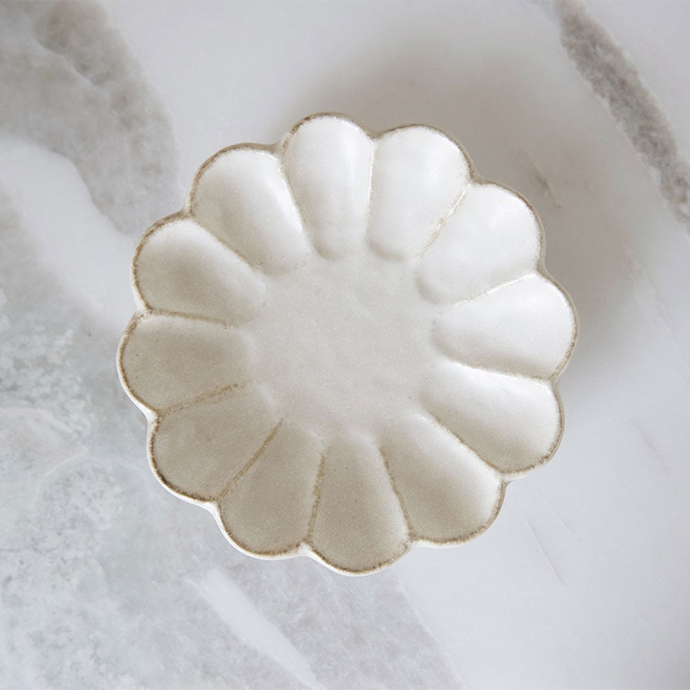 Clayndwhisk Ceramic Petal Plate