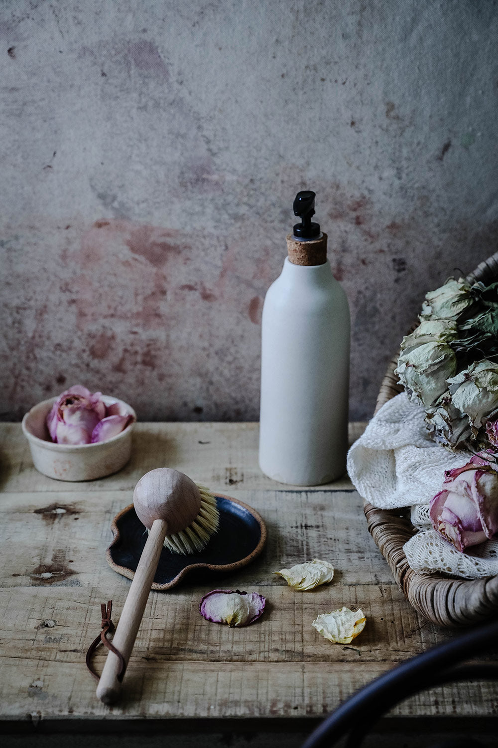 Clayndwhisk Dark Ceramic Spoon Rest