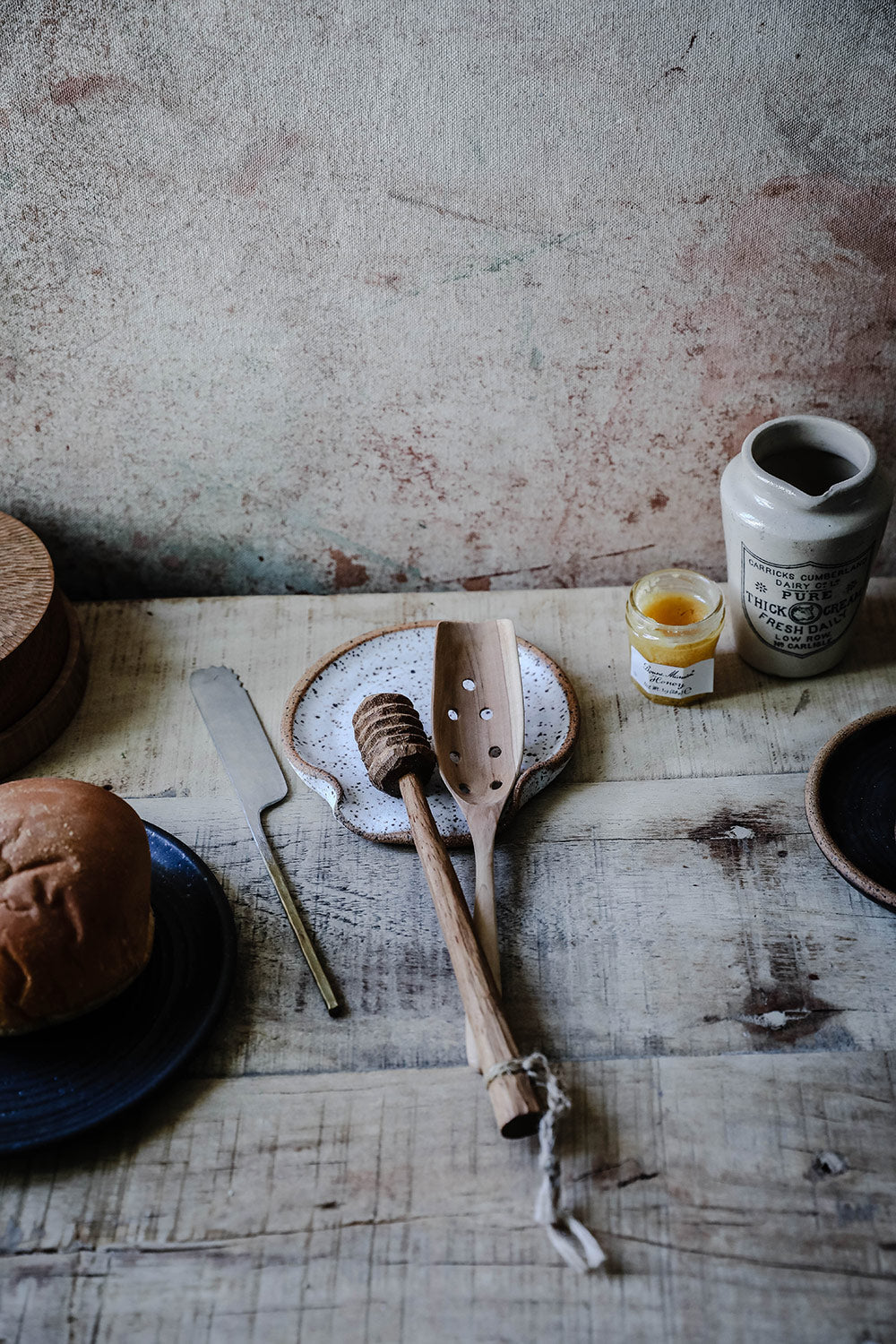 Clayndwhisk Speckled Ceramic Spoon Rest