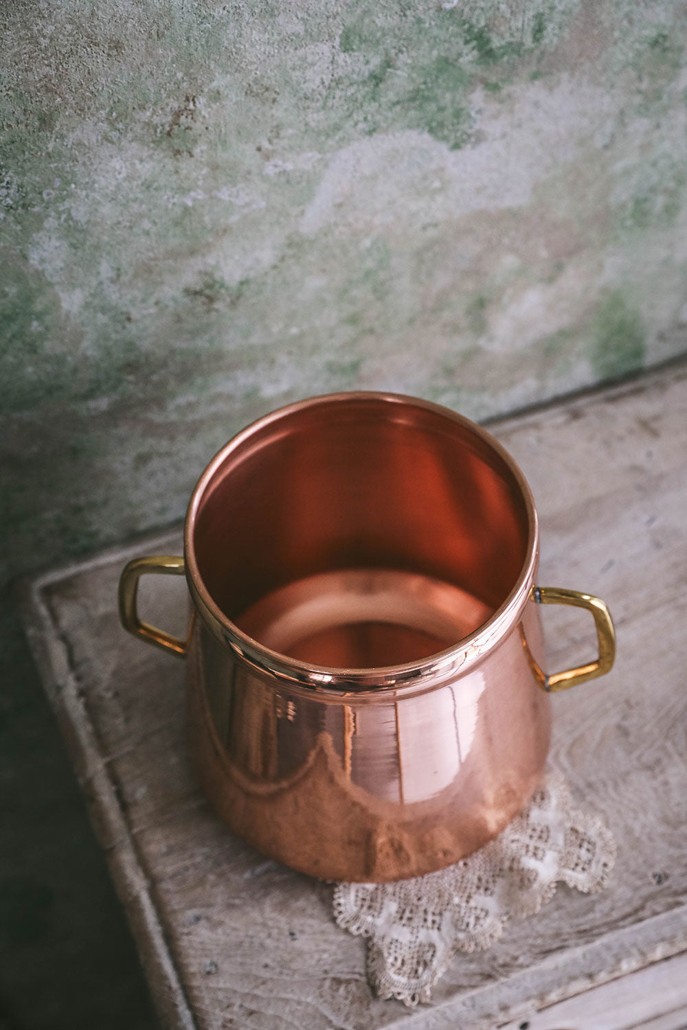 Clayndwhisk Copper Vessel