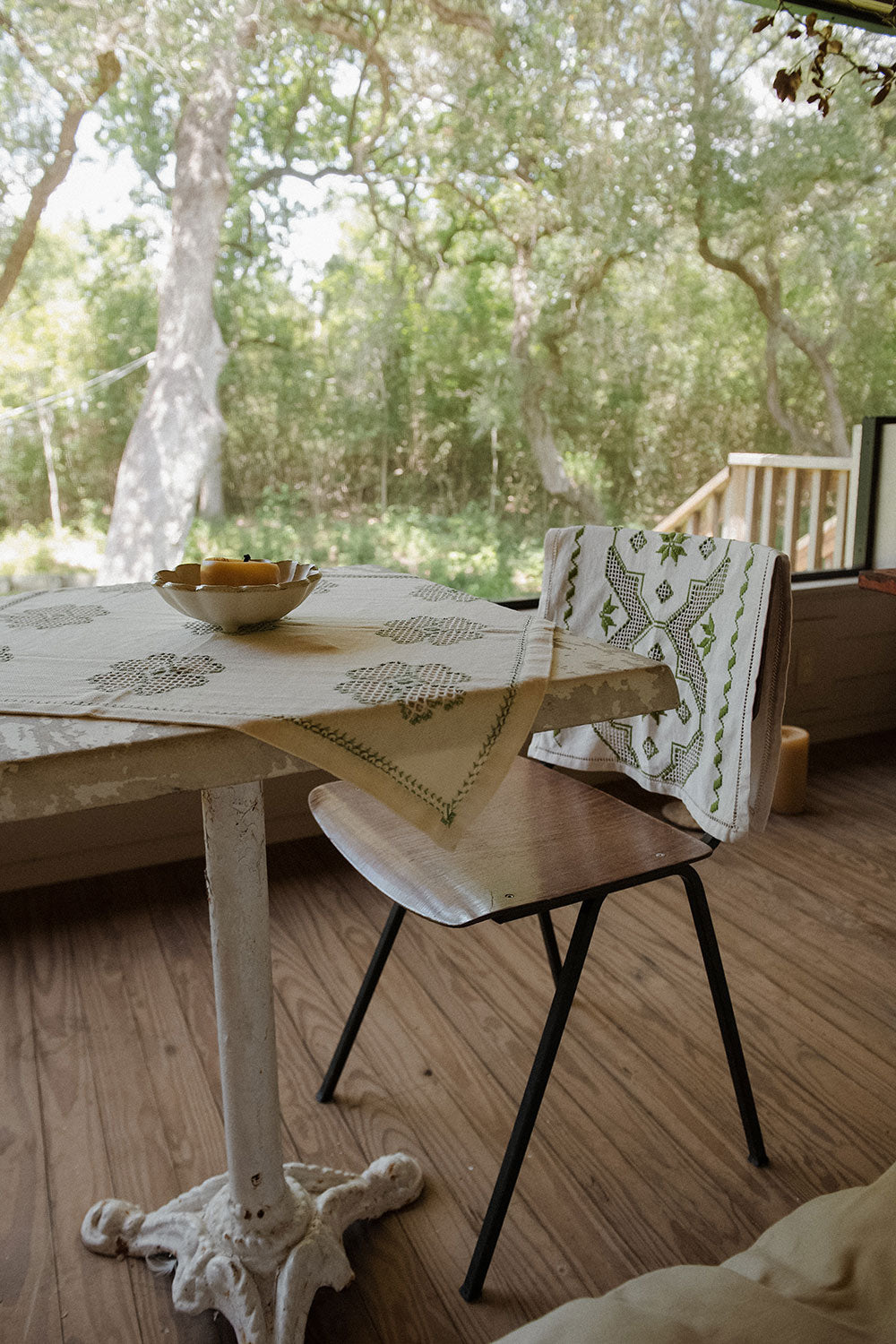 Clayndwhisk Footed Petal Bowl