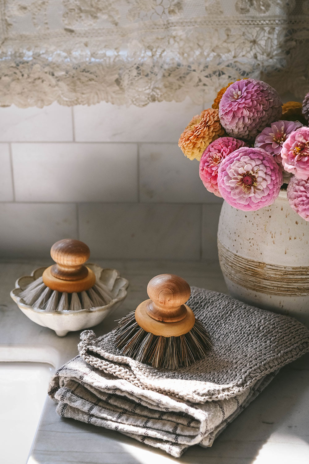 Clayndwhisk Small Footed Petal Bowl