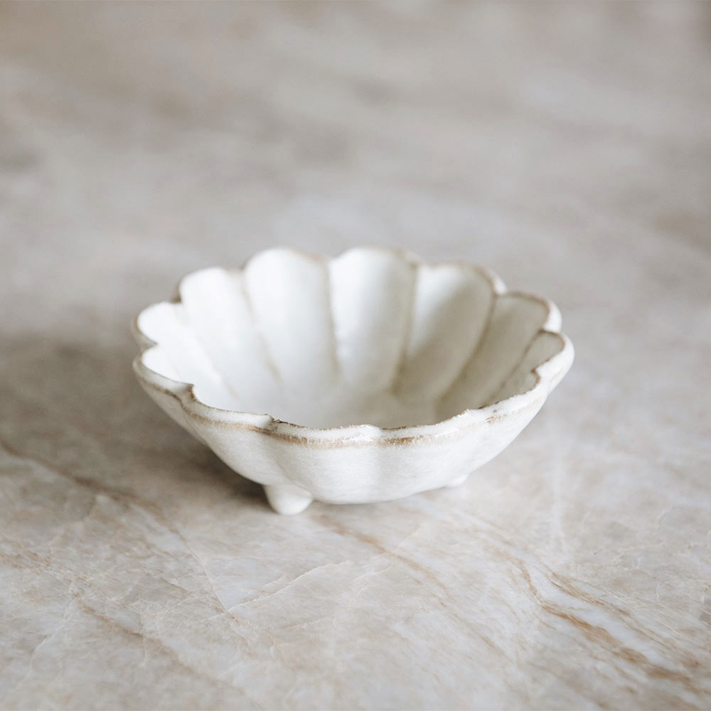 Clayndwhisk Small Footed Petal Bowl