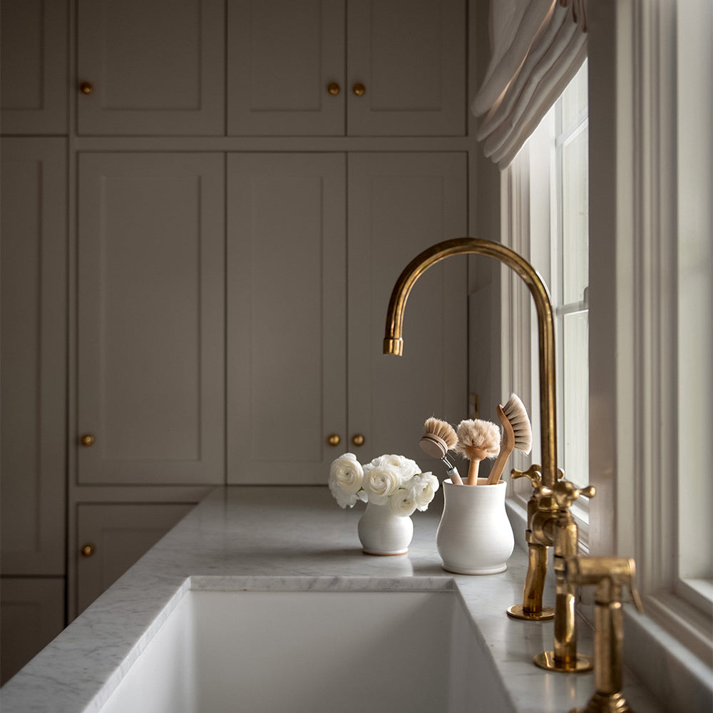 Clayndwhisk Curved Brush