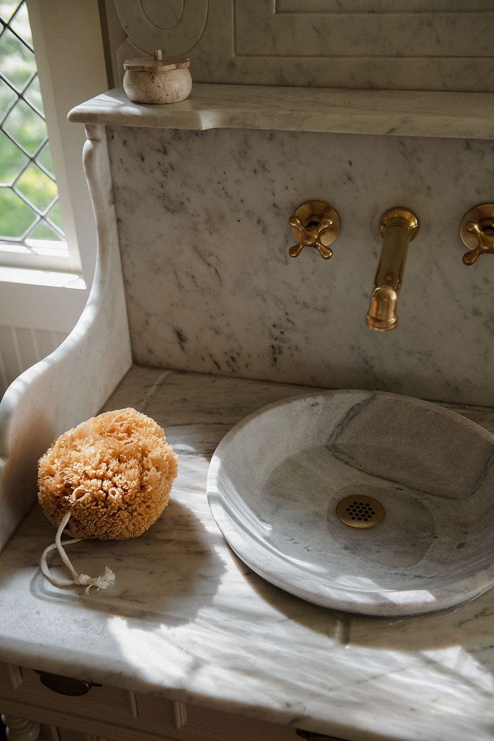 Clayndwhisk Travertine Box