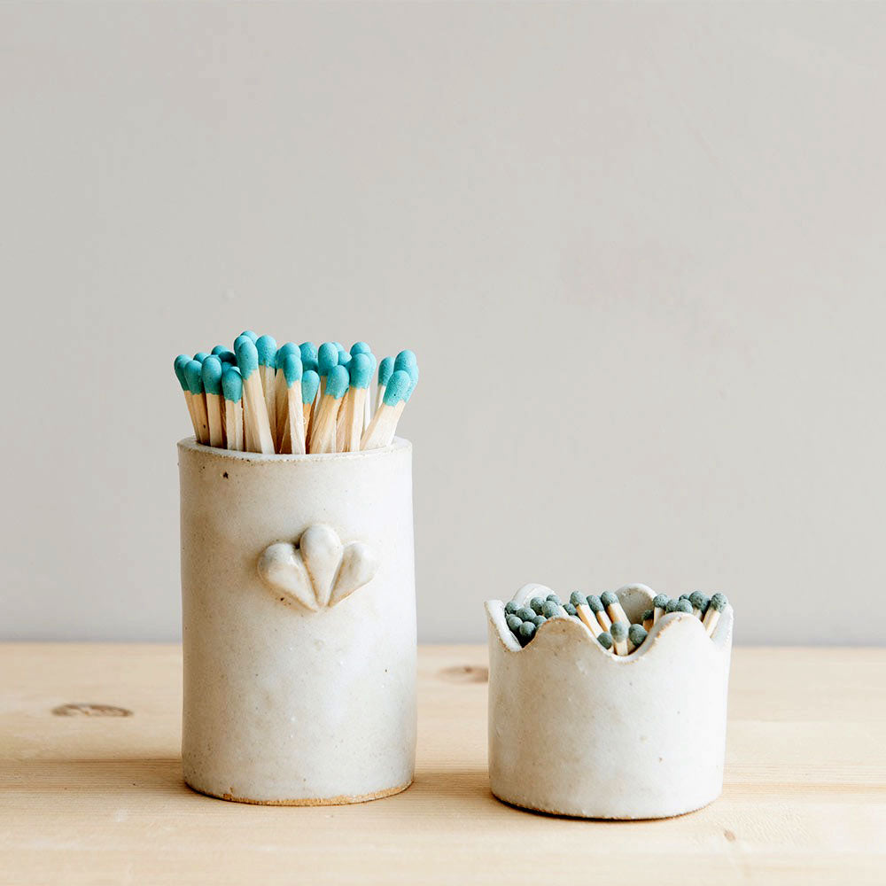 Clayndwhisk Petal Match Holder