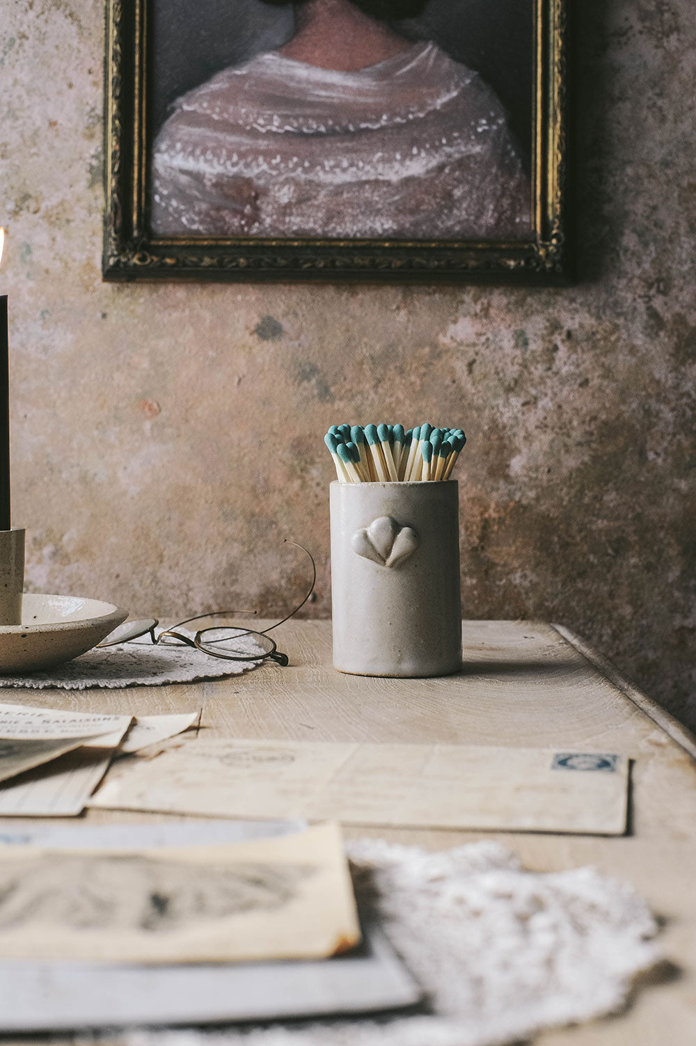 Clayndwhisk Petal Match Holder