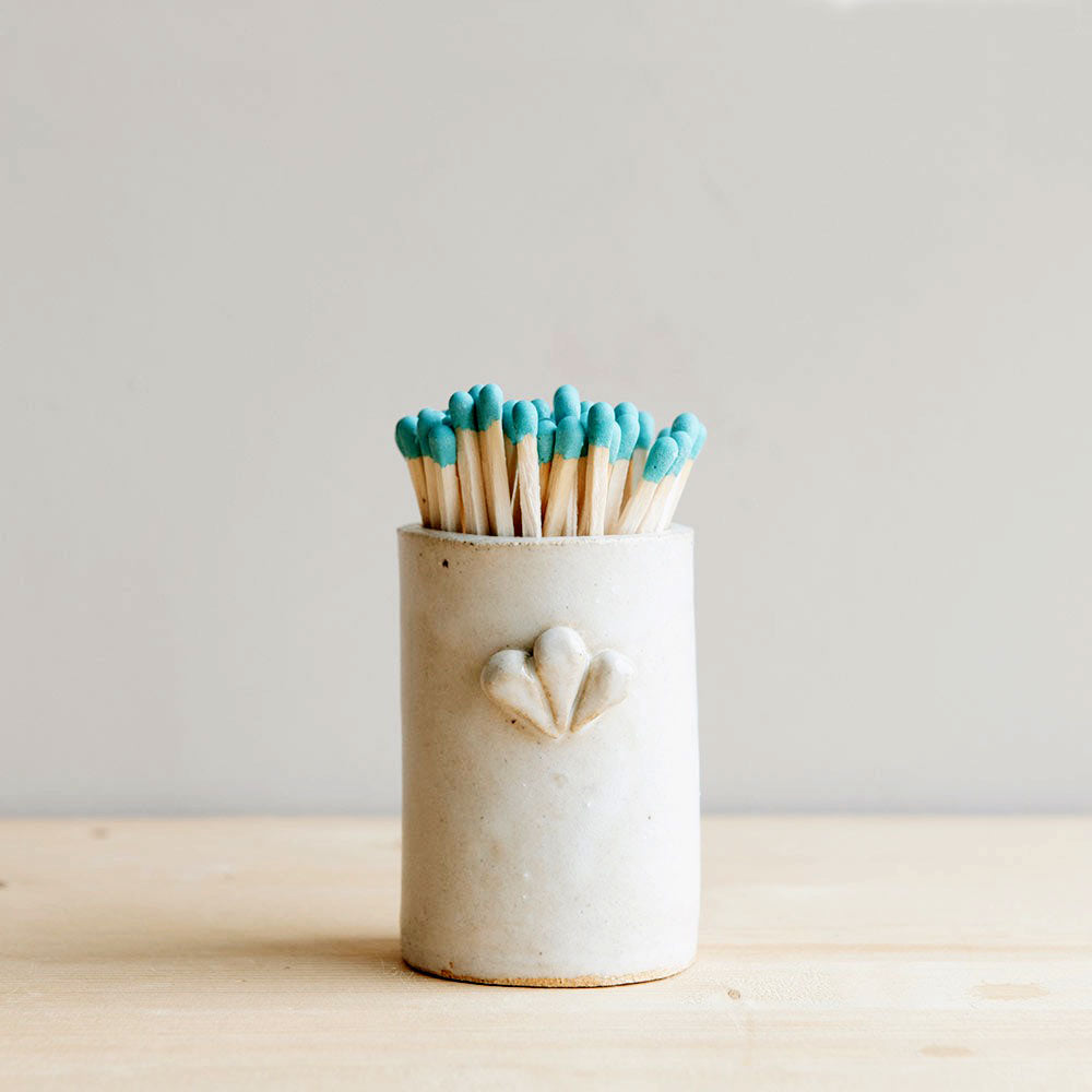 Clayndwhisk Petal Match Holder