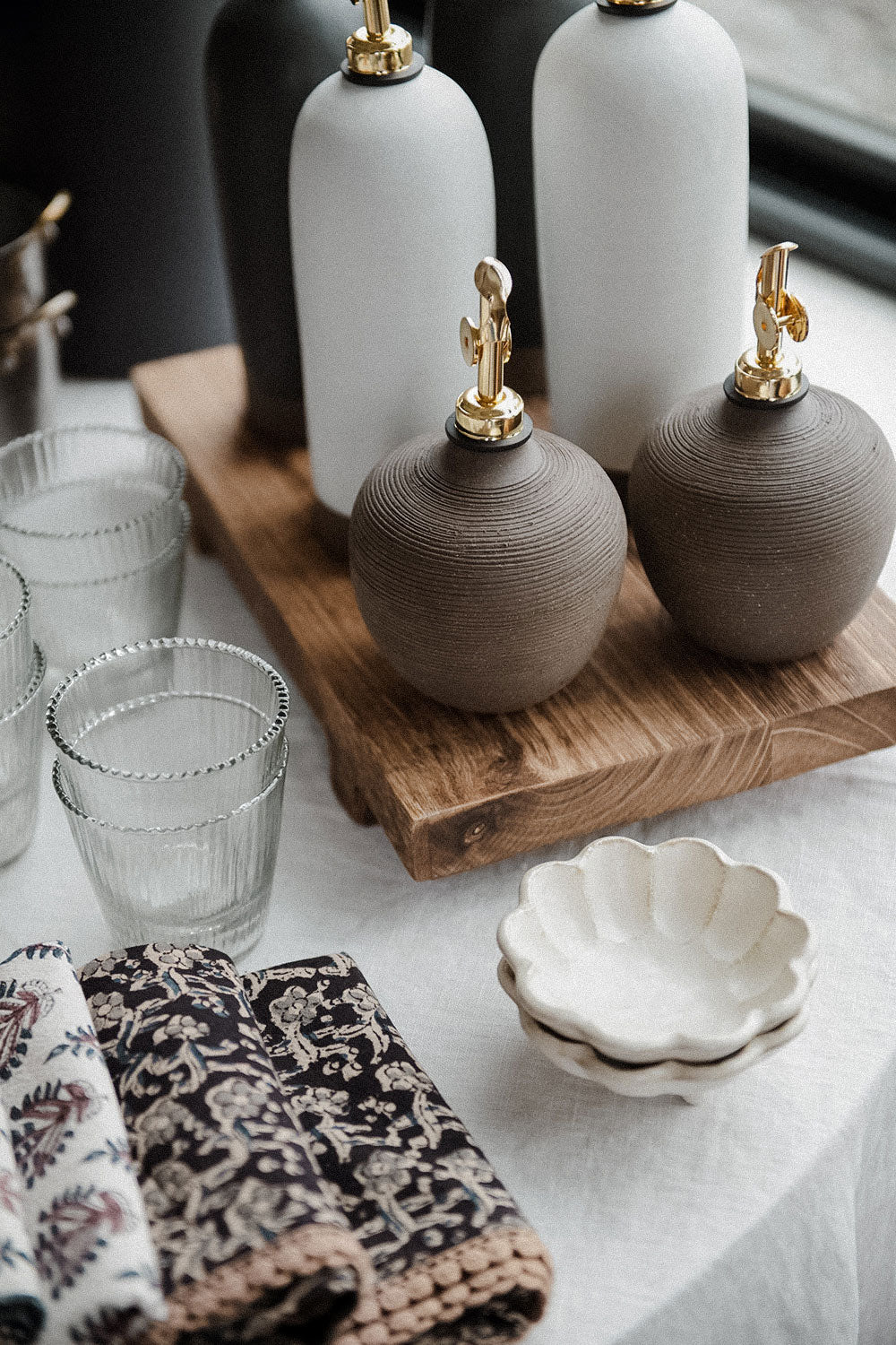 Clayndwhisk Petite Petal Bowl