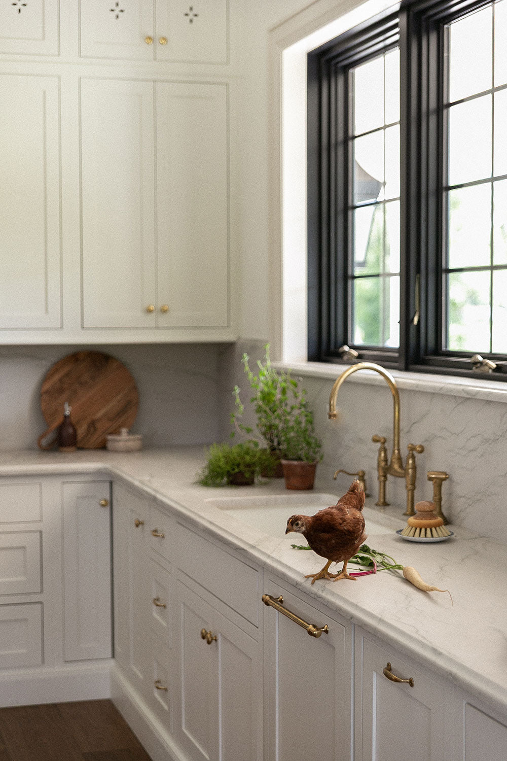 Clayndwhisk Travertine Box