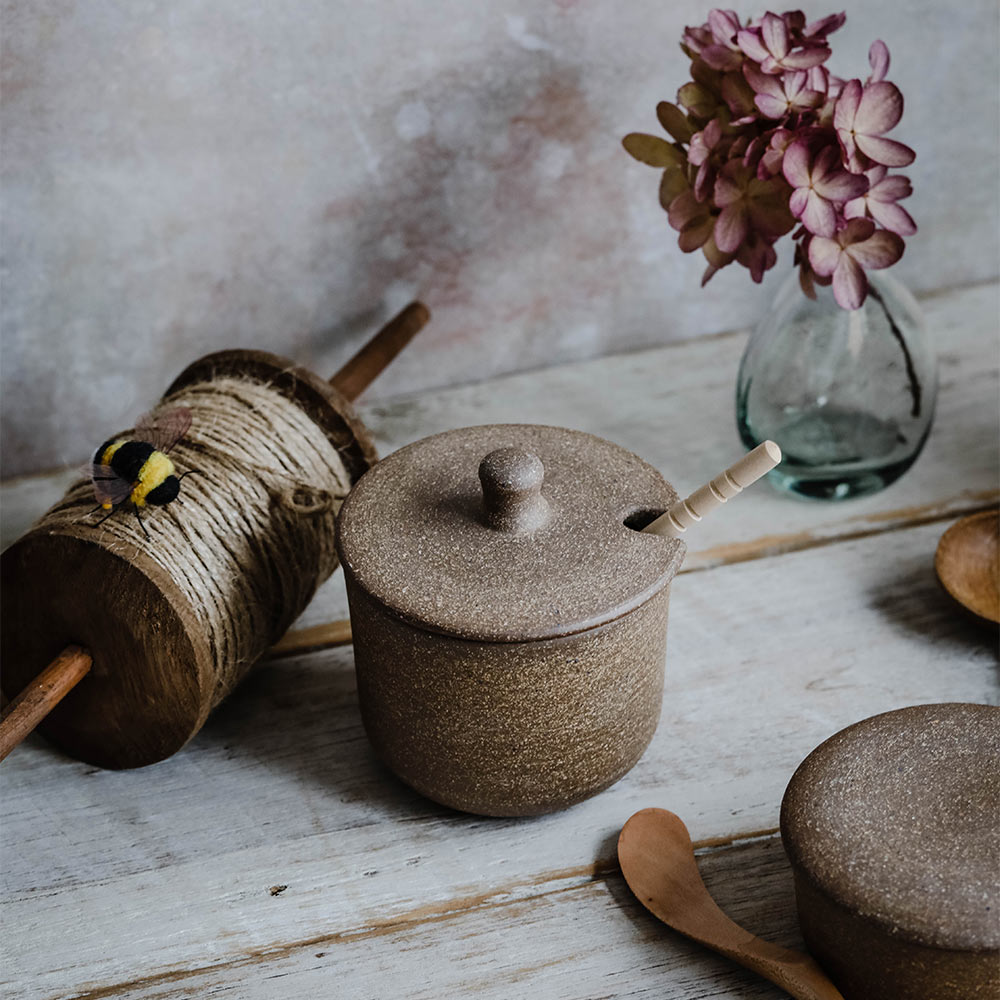 Clayndwhisk Rustic Honey Jar