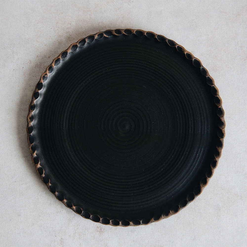 Clayndwhisk Dark Scalloped Plate