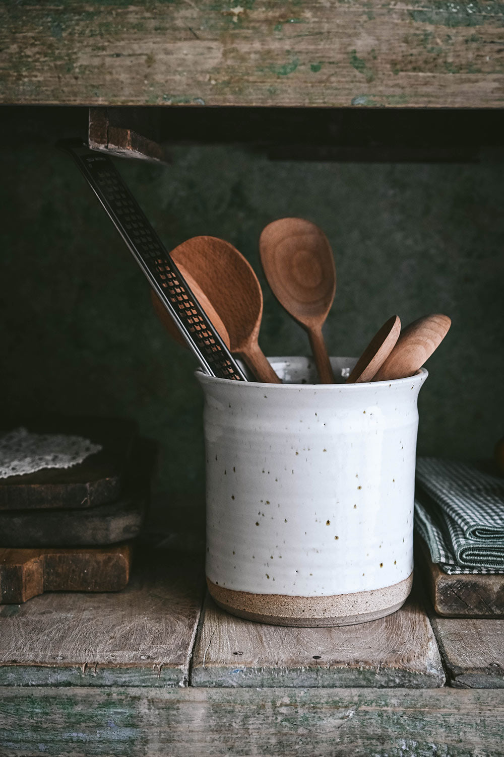 Clayndwhisk Speckled Crock