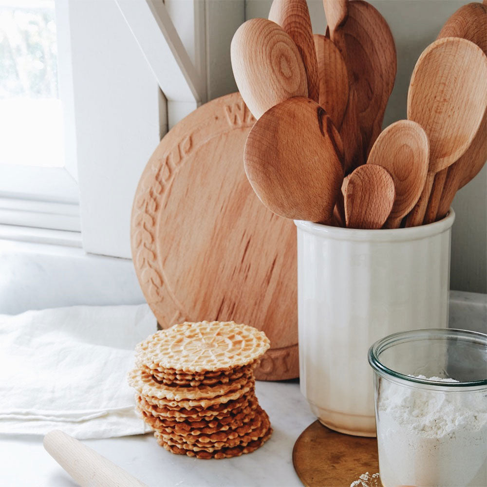 Clayndwhisk Wall Crock