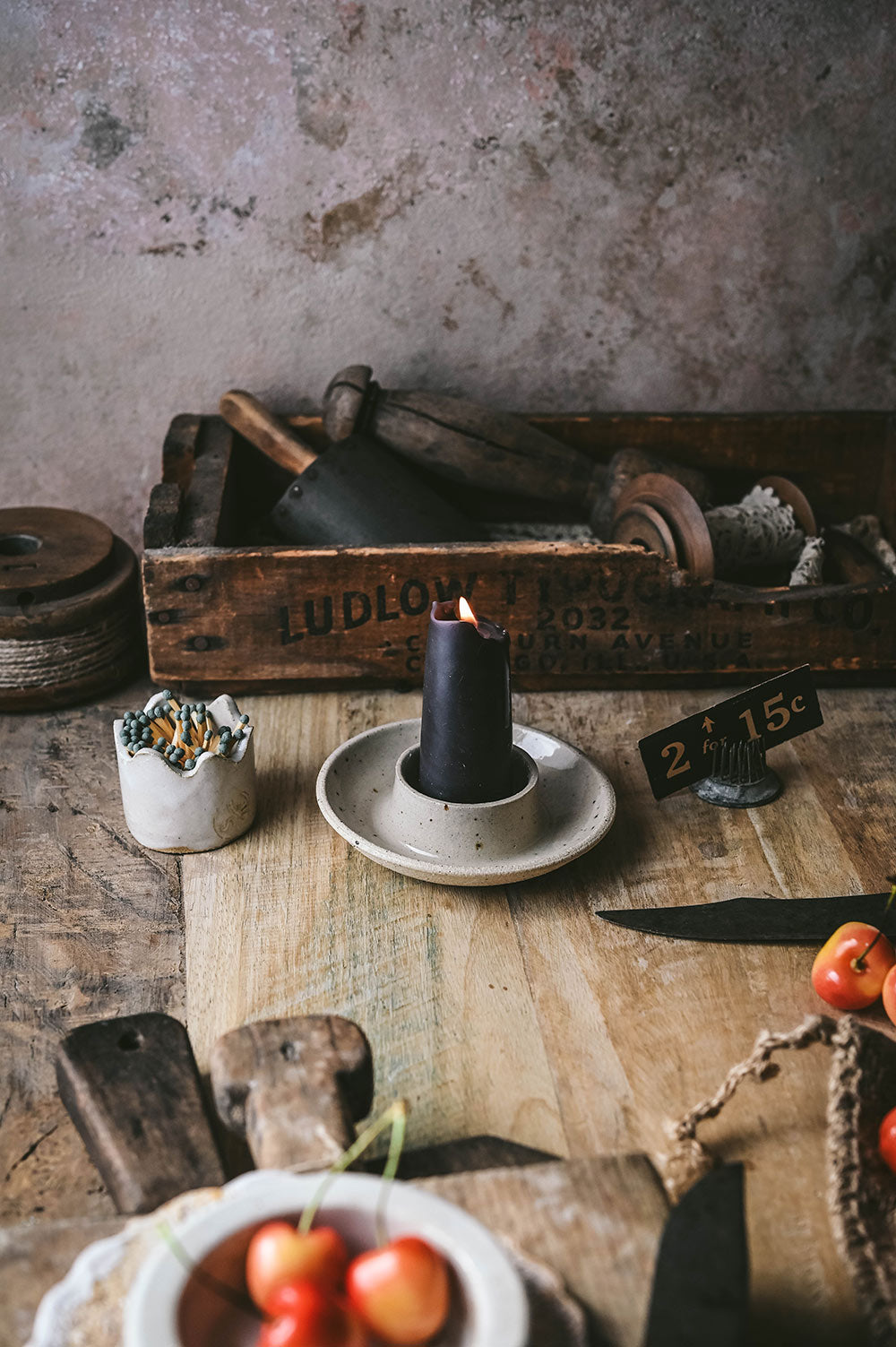 Clayndwhisk Wave Ceramic Match Holder