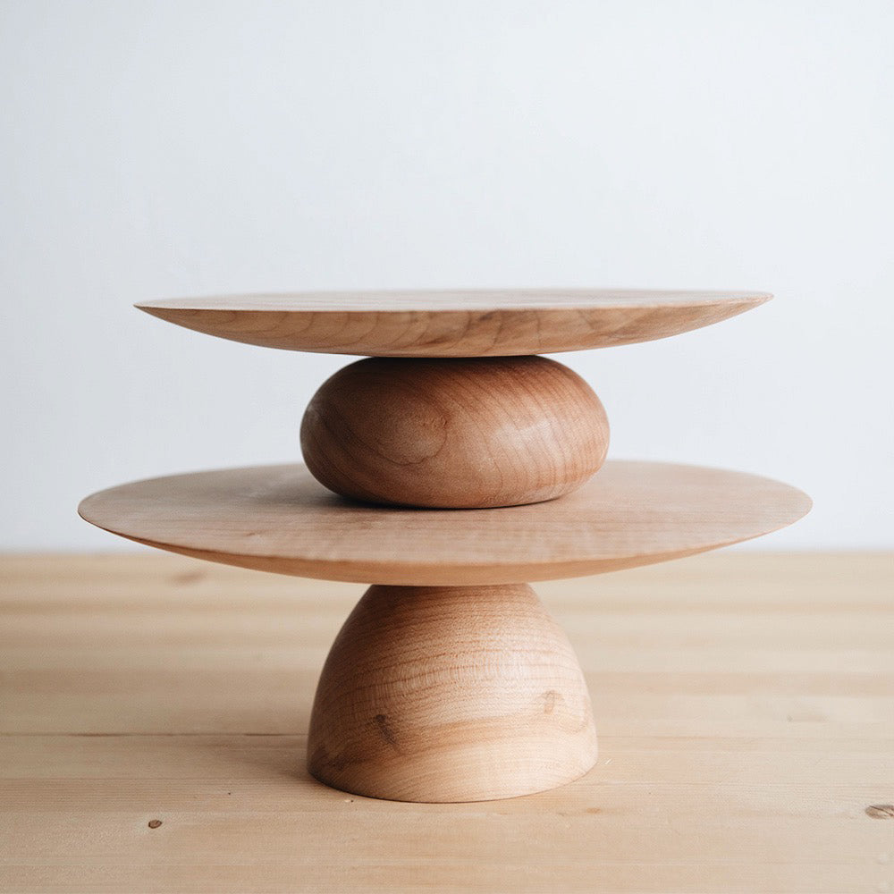 Clayndwhisk Maple Cake Stand