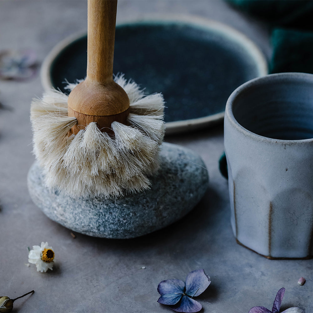 Clayndwhisk Wood Glass Brush