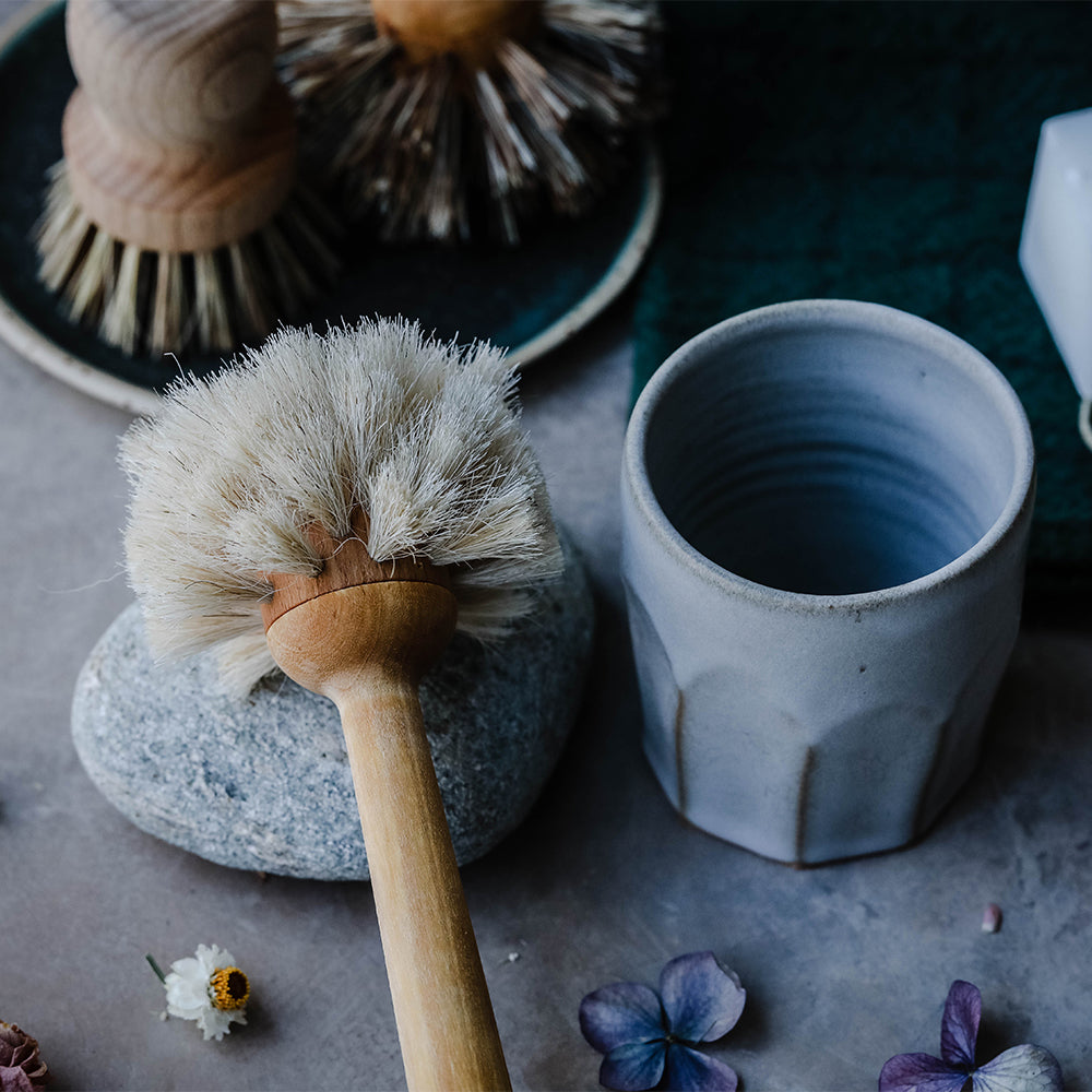 Clayndwhisk Wood Glass Brush