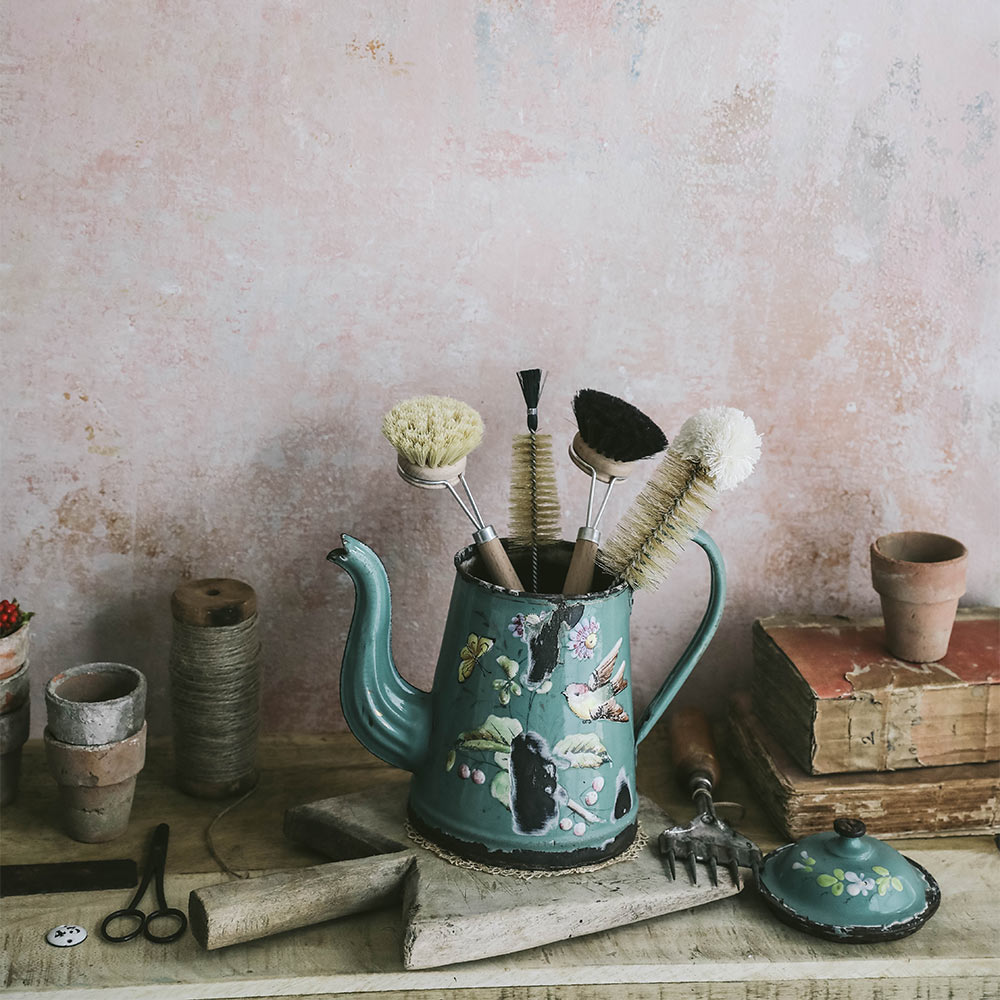 Clayndwhisk Bristle Brush