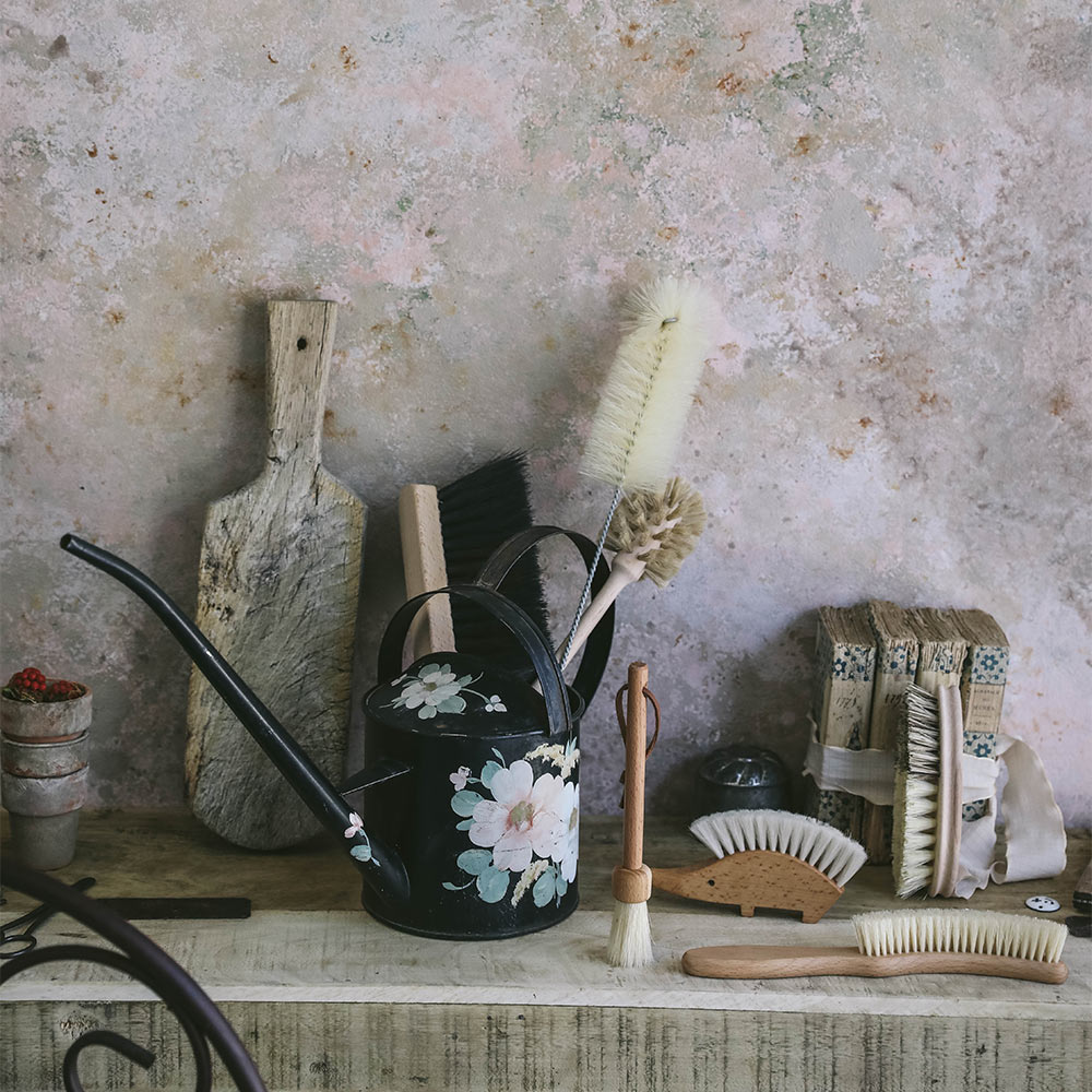 Clayndwhisk Wooden Brush